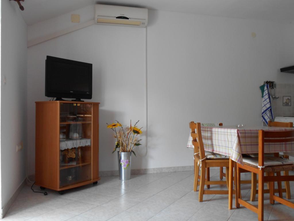 Apartment Kurelic Rab Town Luaran gambar