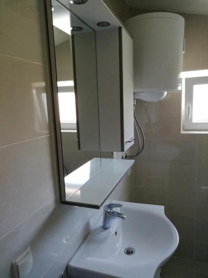 Apartment Kurelic Rab Town Luaran gambar
